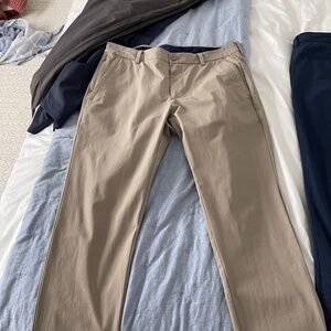 Vineyard Vines On the Go Dress Pants